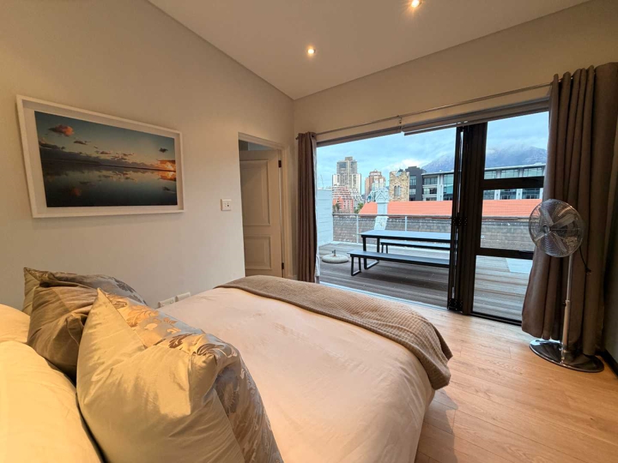 To Let 2 Bedroom Property for Rent in Green Point Western Cape